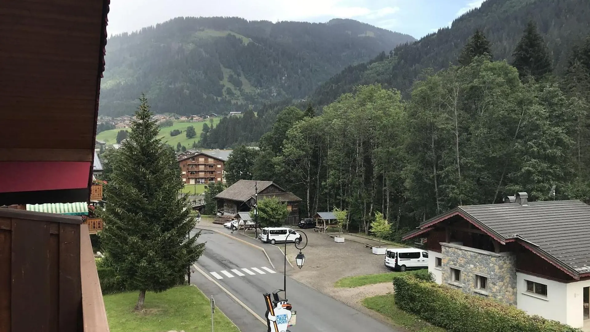 Appartement 3 Pieces, 6 Pers. A Chatel, Proche Telecabine, Balcon Sud-Est Et Equipements Complets - Fr-1-676-66 0*, Chatel